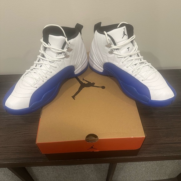 Jordan 12 Blueberry (Size 11) - Picture 2 of 9